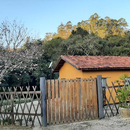 Villa Casa Kiiro, Um Ambiente Tranquilo E De Sossego. Santo Antônio do Pinhal Esterno foto